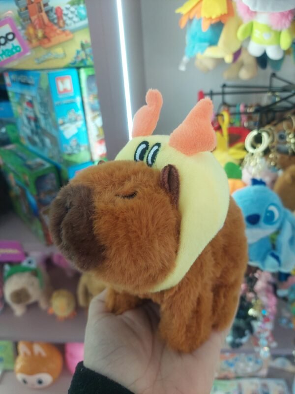 Capybara que camina
