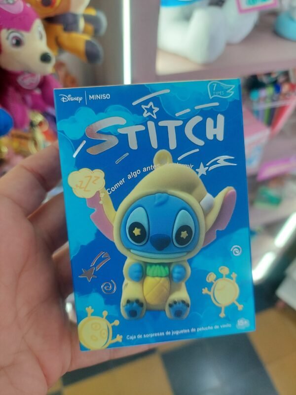 Llavero en caja sorpresa de stitch