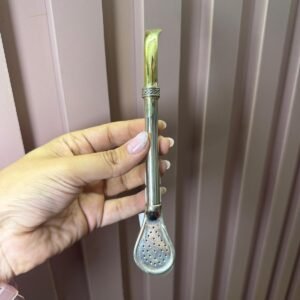 Bombillon pico de loro curvo