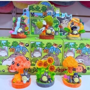 Figura sorpresa Totoro naturaleza
