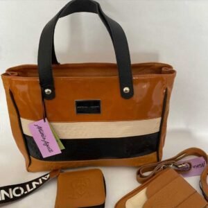 Cartera Malta de cuero Antonia agosti