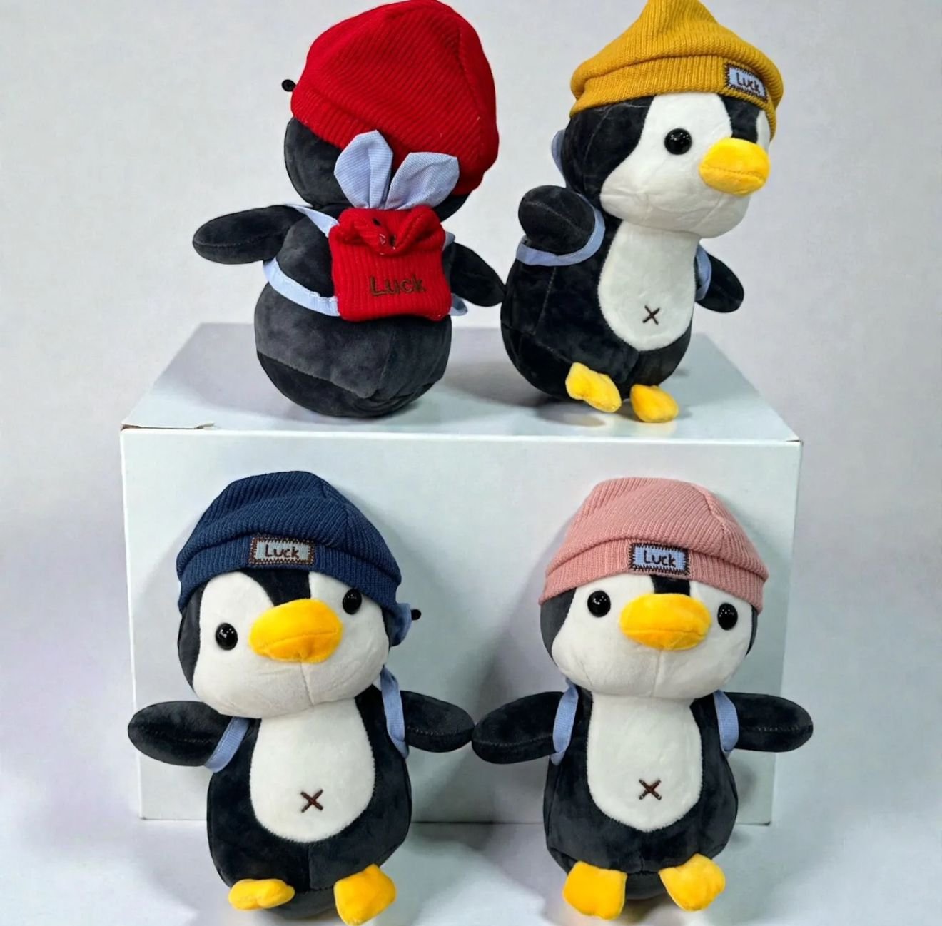 Peluche de pingüinos de 20 cm