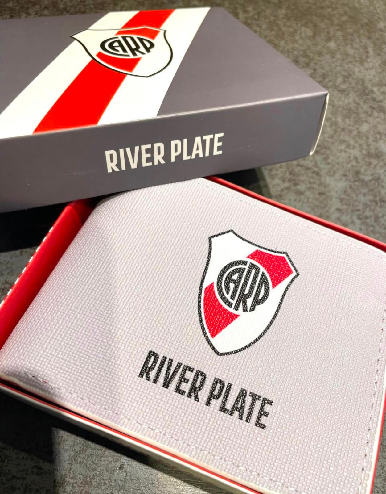 Billetera River Plate – Gris