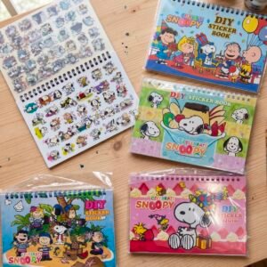 Libro de stickers de Snoopy