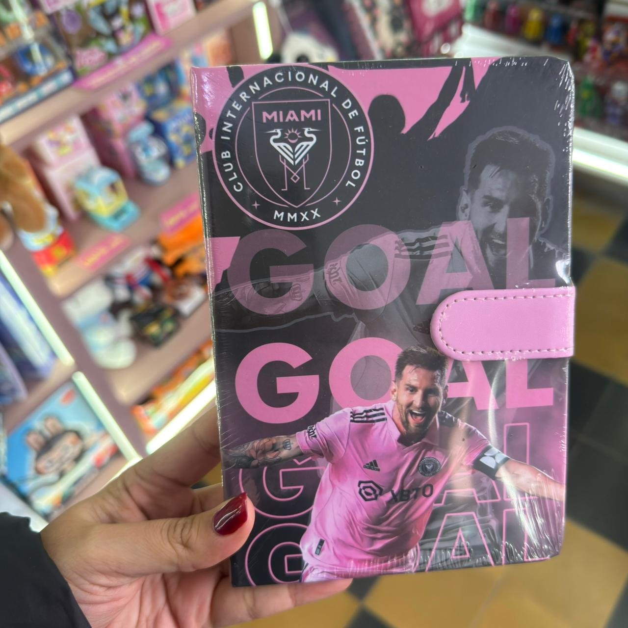 Cuaderno con Cierre Imantada – Messi